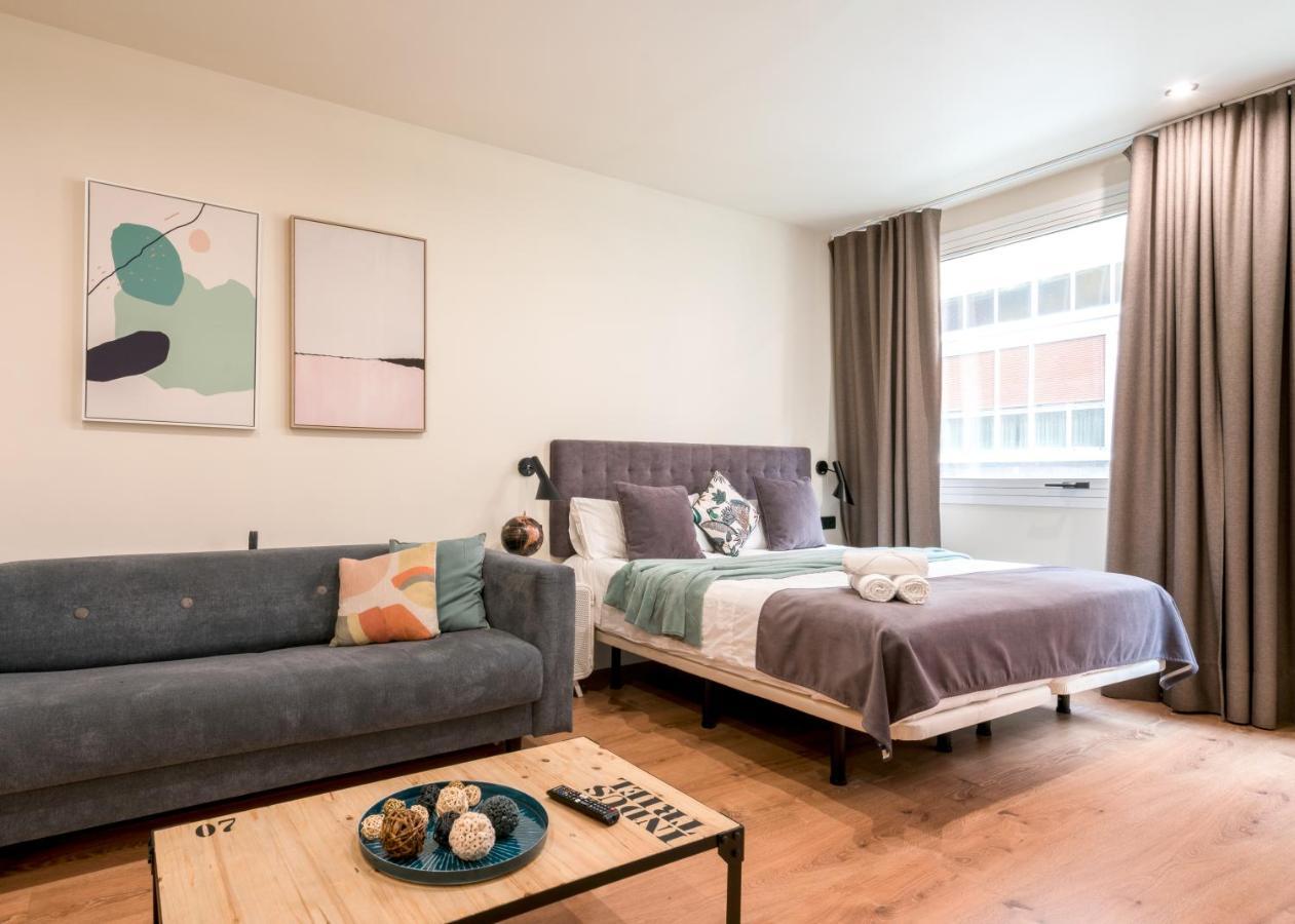Bilbao Riverside By Staynn Apartments Bagian luar foto