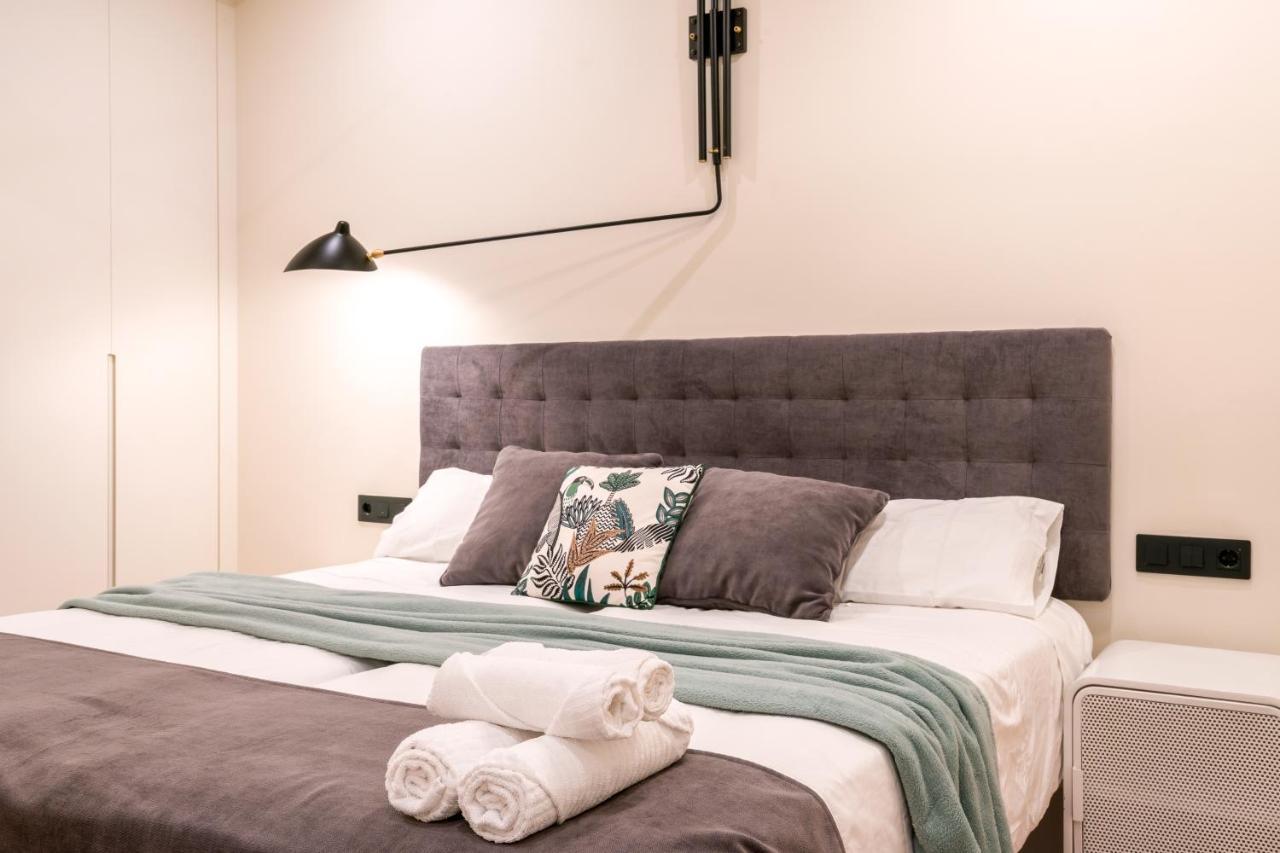 Bilbao Riverside By Staynn Apartments Bagian luar foto