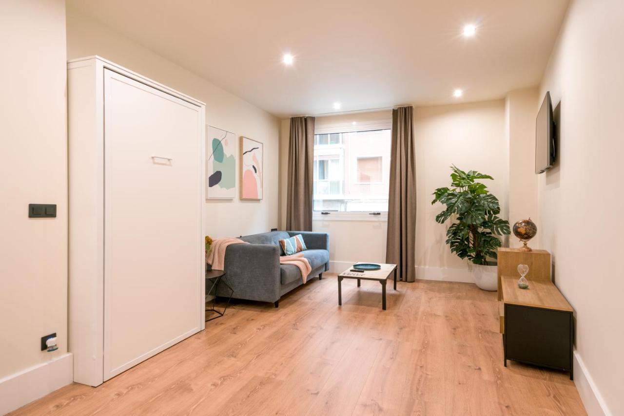 Bilbao Riverside By Staynn Apartments Bagian luar foto